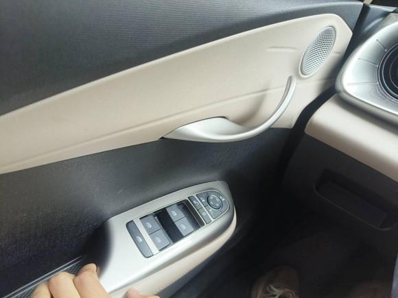 [上海·沪A] 二手比亚迪海豚2023款 420km 时尚版