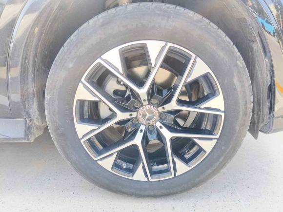 [西安·陕U] 二手奔驰奔驰GLC2023款 改款 GLC 260 L 4MATIC 豪华型 5座