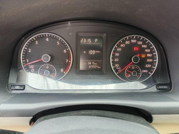 [上海·沪C] 二手大众途安2011款 1.4T DSG智雅版5座