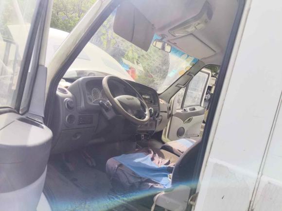 [杭州·苏E] 二手依维柯依维柯褒迪2013款 2.5T-A37 客货两用高顶