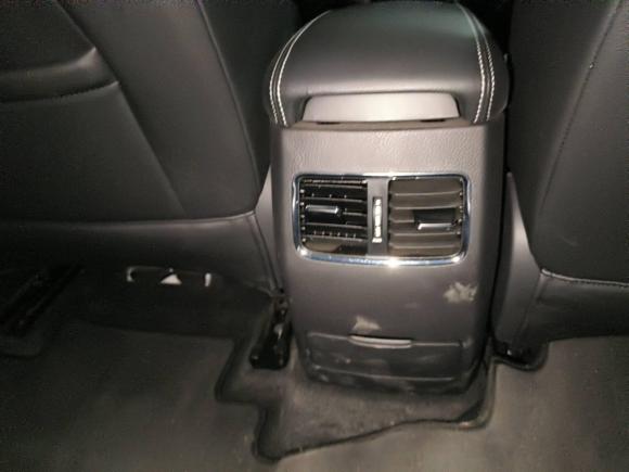 [武汉·鄂A] 二手荣威荣威RX52018款 20T 两驱自动互联网智尊版