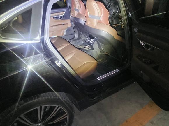 [杭州·浙A] 二手沃尔沃沃尔沃S902022款 B5 智远豪华版