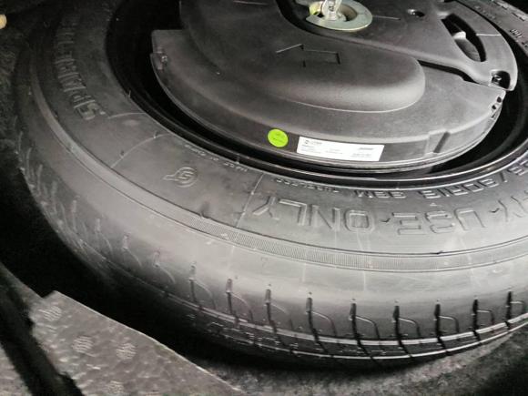 [上海·沪F] 二手名爵名爵HS2018款 30T 自动两驱Trophy荷尔蒙超燃版 国V