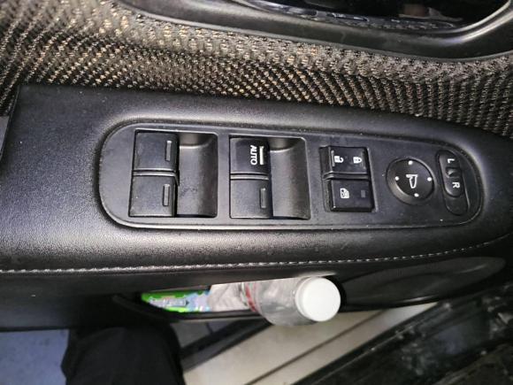 [温州·浙C] 二手本田本田XR-V2017款 1.8L EXi CVT舒适版