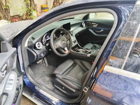 [广州·粤A] 二手奔驰奔驰C级2018款 C 200 L 运动版