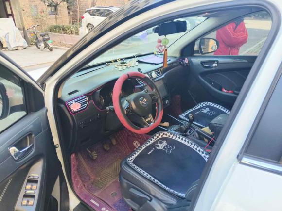 [青岛·辽B] 二手东风风光风光5802018款 改款 1.8L 手动舒适型