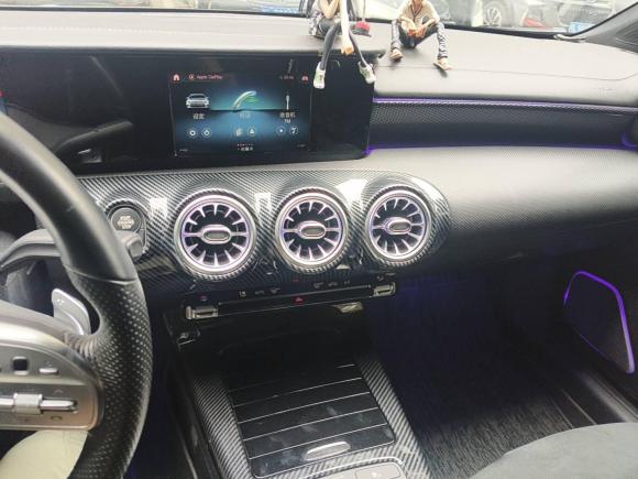 [深圳·粤L] 二手奔驰奔驰A级2020款 A 180 L 运动轿车