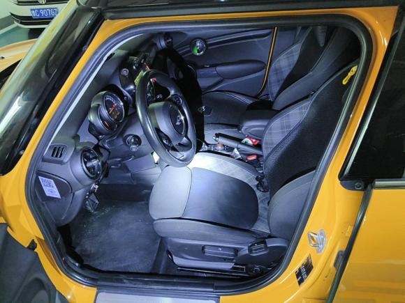 [上海·苏F] 二手MINIMINI2016款 1.5T COOPER 五门版