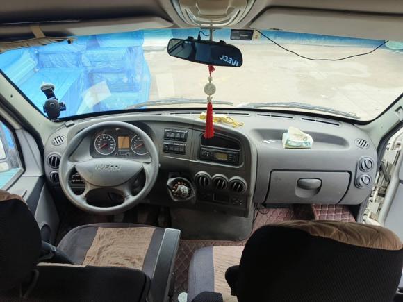 [常州·苏A] 二手依维柯依维柯褒迪2013款 2.5T-A37 客货两用高顶