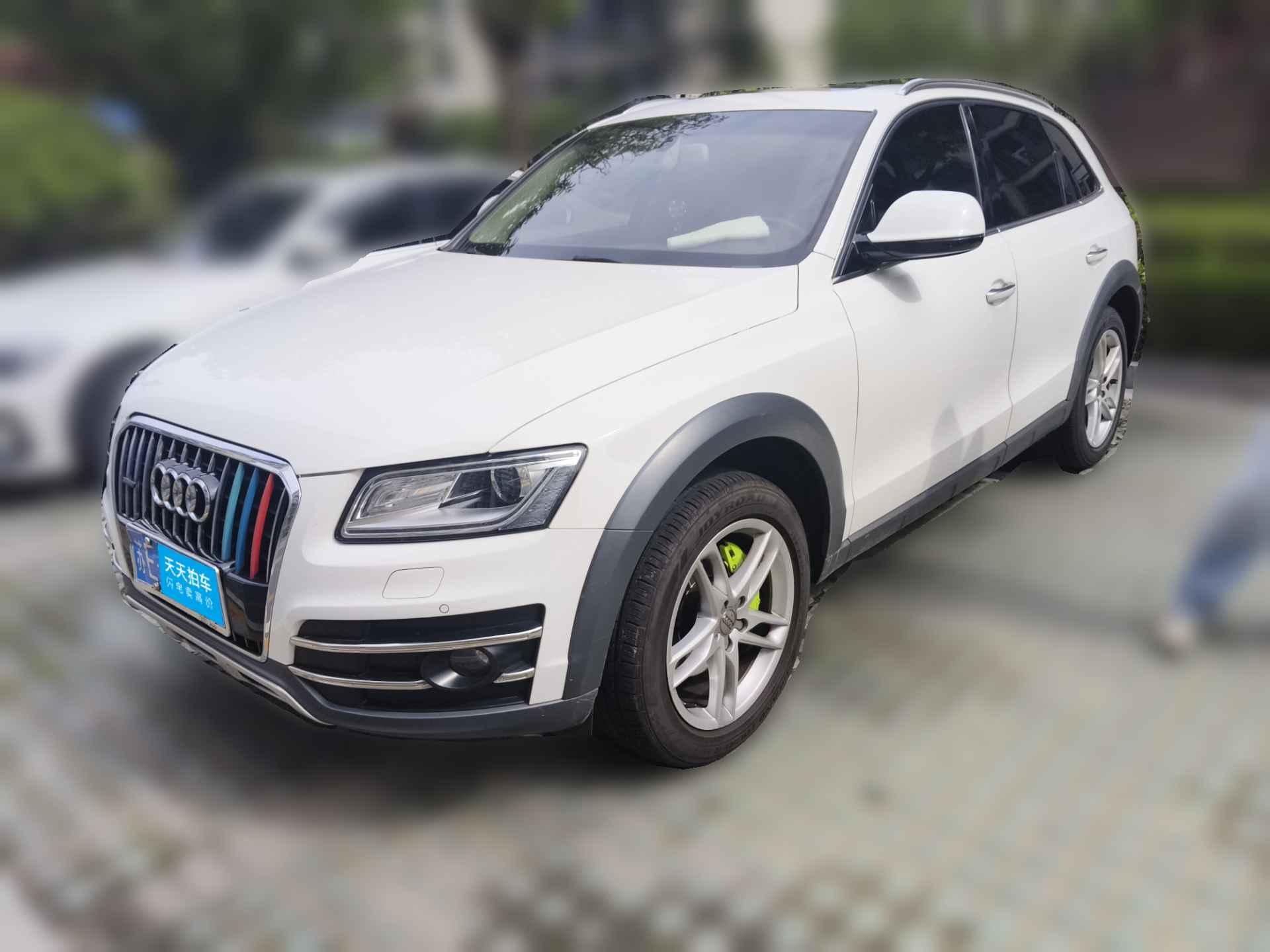[苏州·苏E] 奥迪奥迪Q52018款 典藏版 40 TFSI 技术型