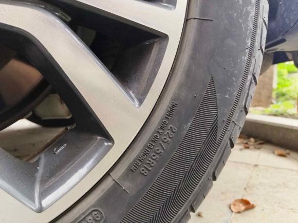 [无锡·苏B] 二手三菱欧蓝德2018款 2.0L 两驱嘉乐版 7座