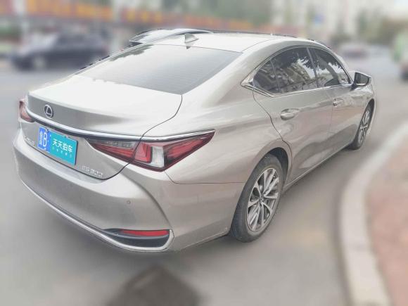 [青岛·鲁B] 二手雷克萨斯雷克萨斯ES2022款 200 卓越版