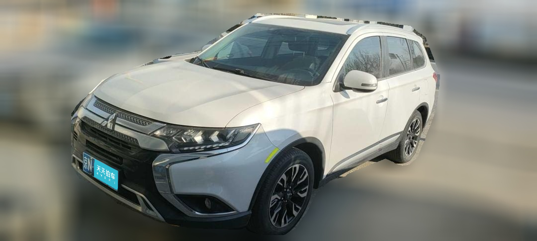 [北京·京N] 三菱欧蓝德2019款 2.4L 四驱致享版 5座 国VI