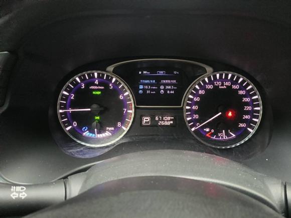 [上海·沪E] 二手英菲尼迪英菲尼迪QX602018款 2.5 S/C Hybrid 两驱卓越版 国VI