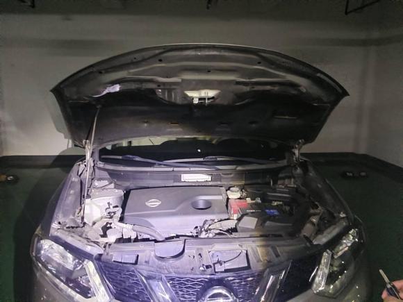 [杭州·浙A] 二手日产奇骏2014款 2.0L CVT舒适版 2WD