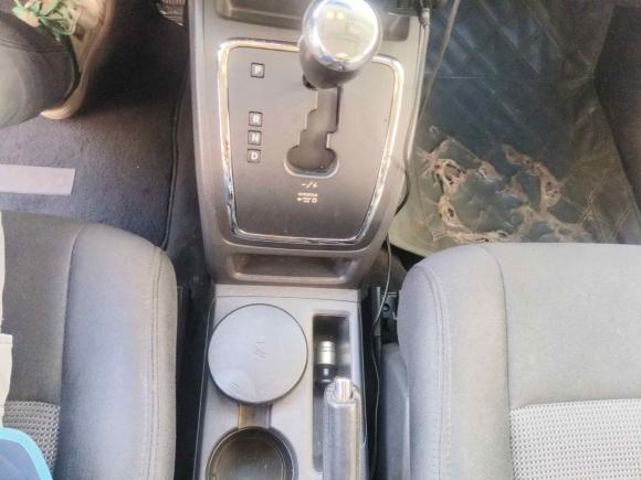 [上海·皖M] 二手Jeep指南者2012款 2.0L 两驱运动版