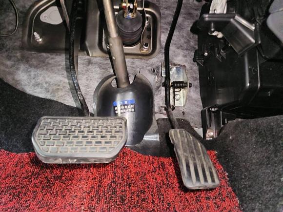 [佛山·粤Y] 二手铃木雨燕2013款 1.5L 自动标准版