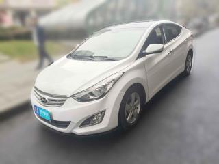 现代朗动2012款 1.6L 手动领先型