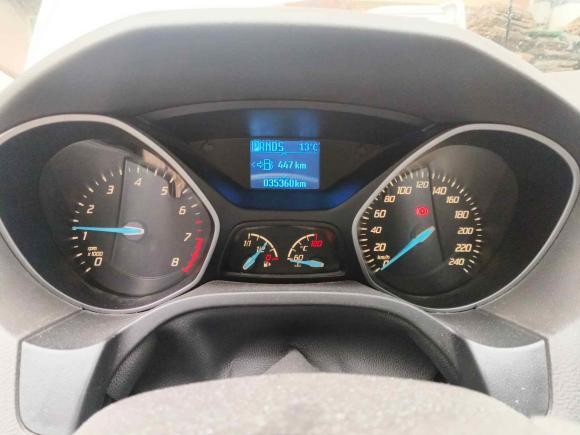 [武汉·鄂A] 二手福特福克斯2012款 三厢 1.6L 自动风尚型