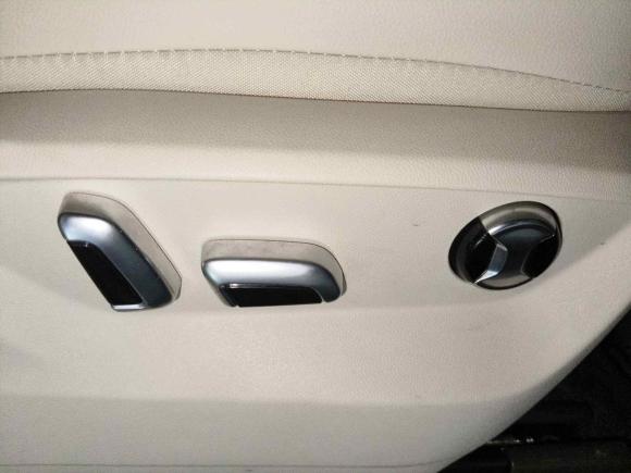 [成都·川G] 二手大众威然2022款 380TSI 尊贵版