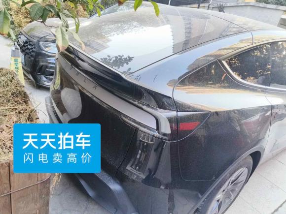 [上海·沪B] 二手特斯拉Model Y L2025款 长续航全轮驱动版