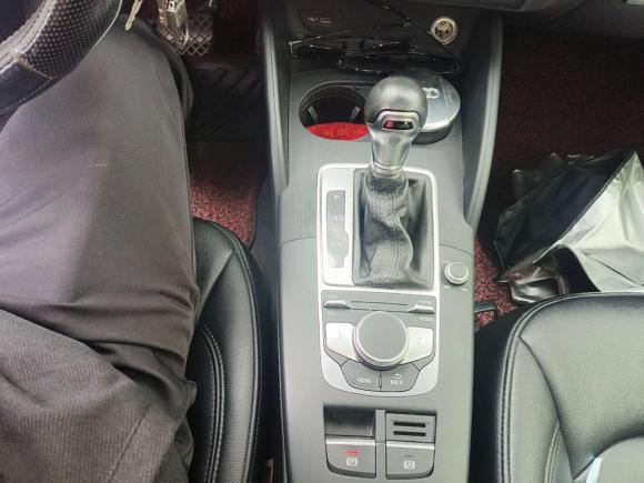 [金华·浙G] 二手奥迪奥迪A32017款 Limousine 35 TFSI 时尚型