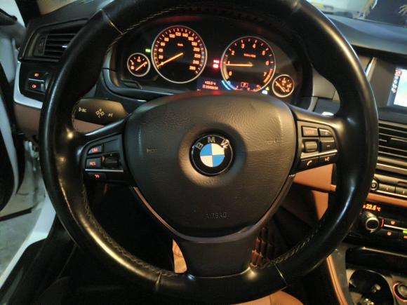 [广州·粤A] 二手宝马宝马5系2017款 520Li 典雅型