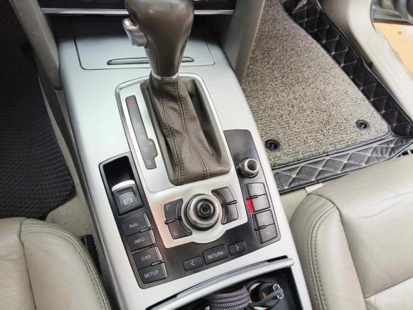 [广州·粤A] 二手奥迪奥迪A6L2011款 2.0 TFSI 自动标准型