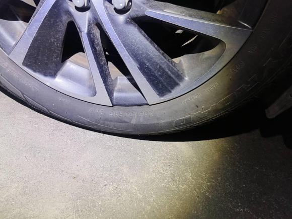 [南通·苏E] 二手雷克萨斯雷克萨斯CT2017款 CT200h 舒适版 单色 国VI