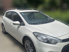[成都·川A] 起亚起亚K3S2014款 1.6L 手动GLS