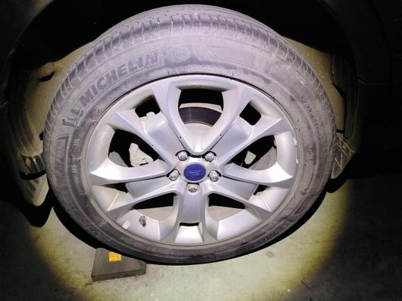 [苏州·苏E] 二手福特翼虎2015款 2.0L GTDi 四驱运动型