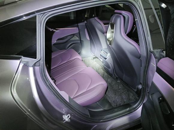 [上海·沪B] 二手小米汽车小米SU72024款 后驱超长续航高阶智驾Pro版