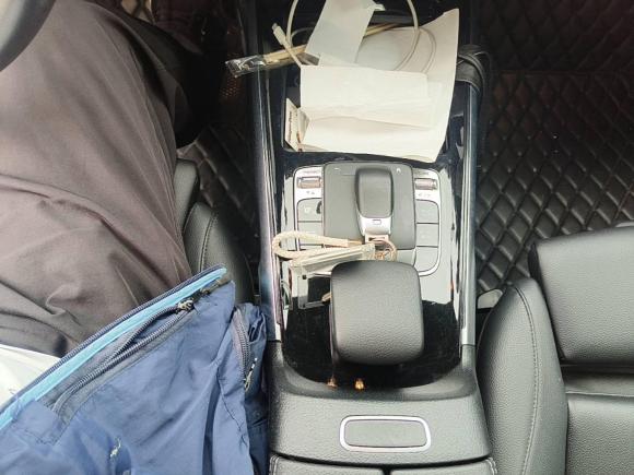 [上海·沪E] 二手奔驰奔驰GLB2020款 GLB 200 动感型