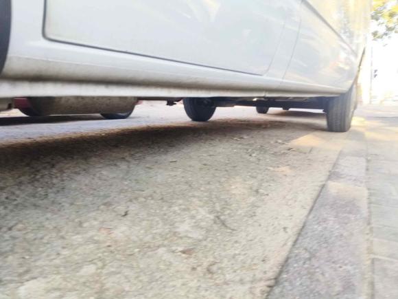 [青岛·鲁B] 二手上汽大通MAXUS新途V802021款 2.0T PLUS AMT全能王长轴中顶6/7/8/9座