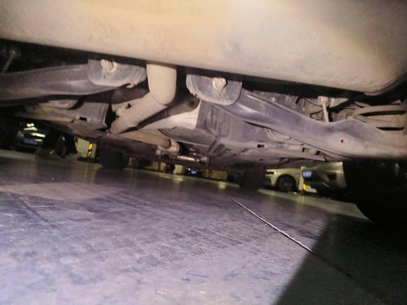 [武汉·鄂A] 二手Jeep自由光2017款 2.4L 领先版