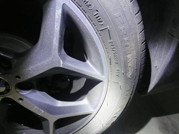 [上海·沪L] 二手宝马宝马X12016款 sDrive18Li 豪华型