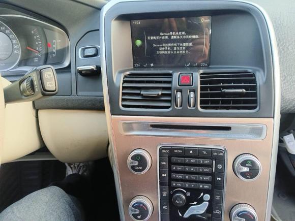 [嘉兴·浙F] 二手沃尔沃沃尔沃XC602015款 T5 智进版