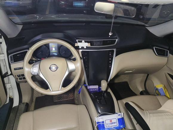 [成都·川A] 二手日产奇骏2014款 2.5L CVT豪华版 4WD