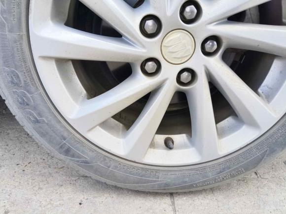 [芜湖·皖B] 二手别克威朗2018款 三厢 15S 自动领先型