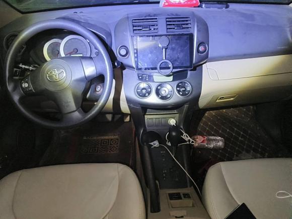 [济南·鲁A] 二手丰田RAV4荣放2011款 2.0L 自动经典版
