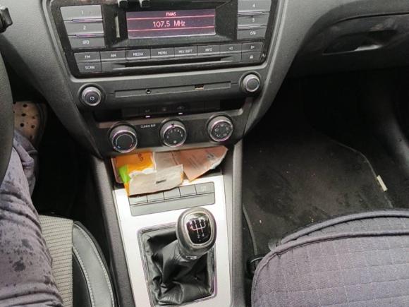 [广州·粤L] 二手斯柯达明锐2017款 1.6L 手动创行版