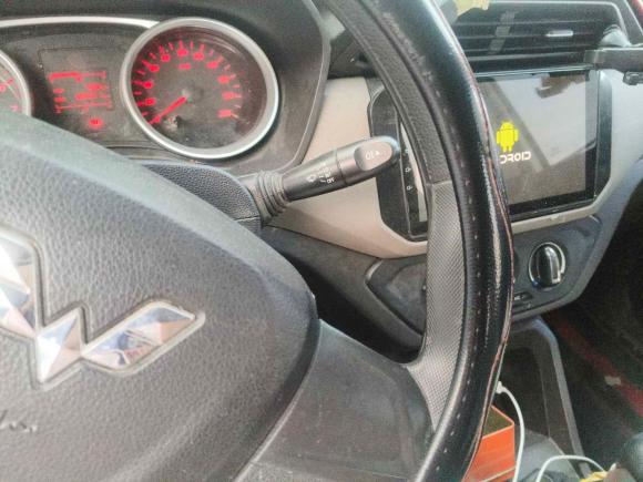 [杭州·豫Q] 二手五菱汽车五菱宏光2018款 1.5L S标准型L2B