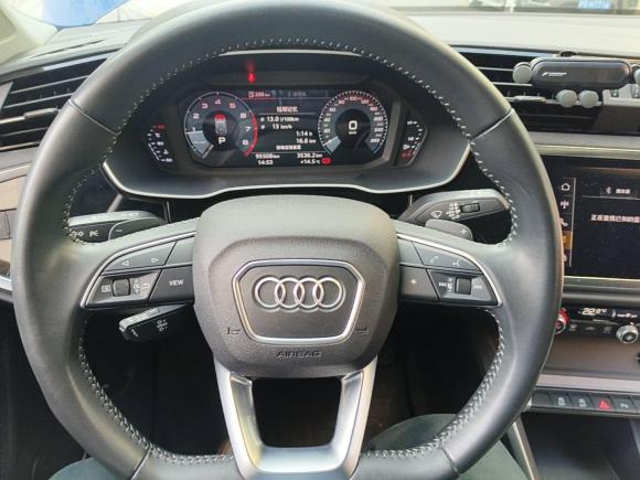 [上海·沪E] 二手奥迪奥迪Q32019款 40 TFSI quattro 时尚动感型