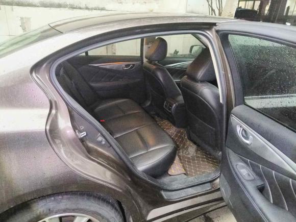 [无锡·苏B] 二手英菲尼迪英菲尼迪Q502014款 2.0T 豪华版