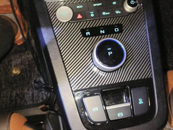 [深圳·粤B] 二手比亚迪比亚迪e22020款 升级版 标准续航版 舒适型