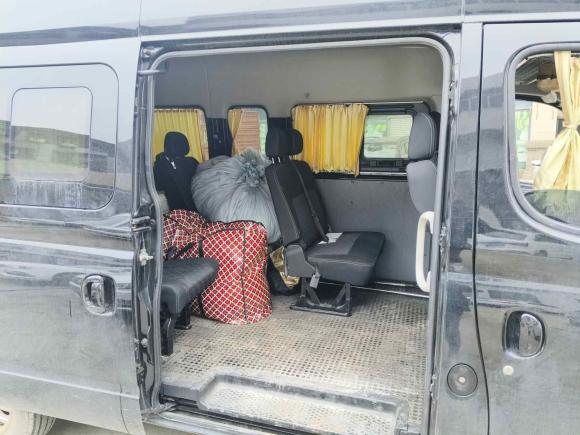 [成都·川G] 二手上汽大通MAXUS新途V802024款 傲运通 6MT 短轴中顶147Ps 7/8/9座