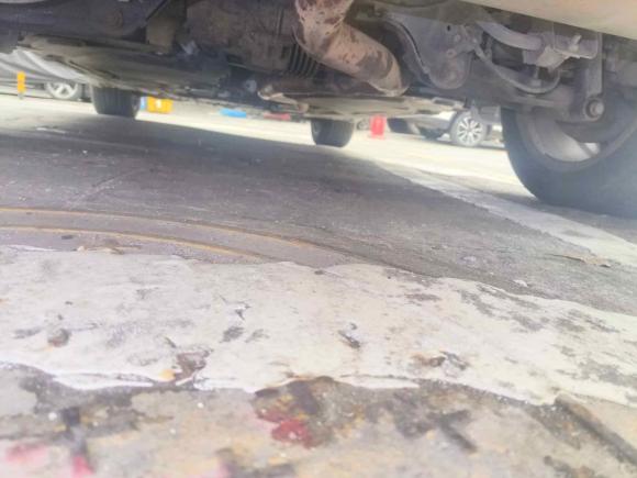 [深圳·粤R] 二手宝马宝马X62011款 xDrive35i