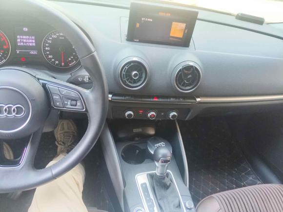 [南京·苏A] 二手奥迪奥迪A32019款 Sportback 35 TFSI 进取型 国VI
