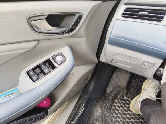 [上海·沪A] 二手飞凡汽车飞凡ER62020款 620km 智享版