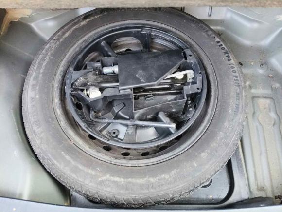 [无锡·苏B] 二手奔驰奔驰E级2012款 E 300 L 时尚豪华型